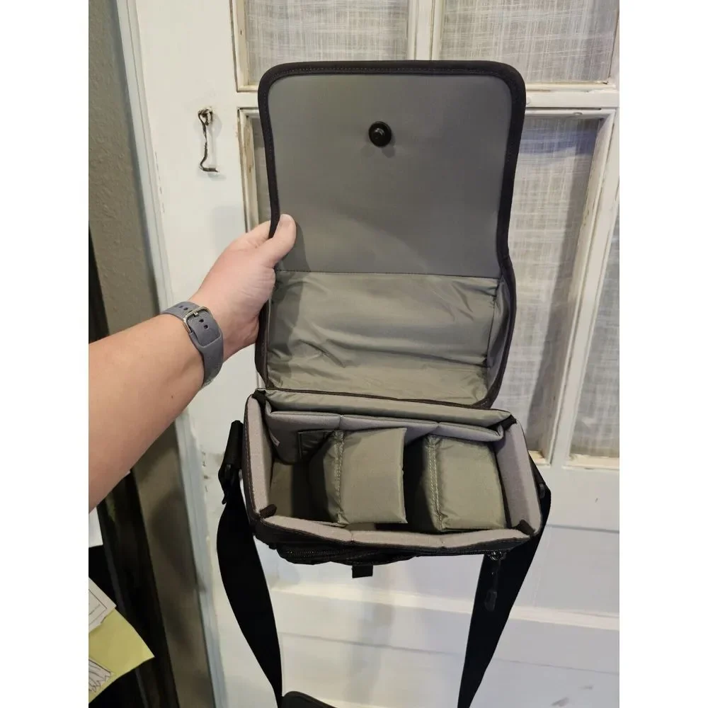 Tamrac Derechoe 3T0-700-1515 Padded‎ Camera Shoulder Bag